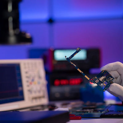 Испытание третьей стороны LPS SELV EMC компаний испытывая лабораторий электроники оборудования Reverberator и обслуживания удостоверения подлинности